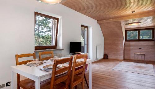 Two-Bedroom Deluxe Apartment with Garden View