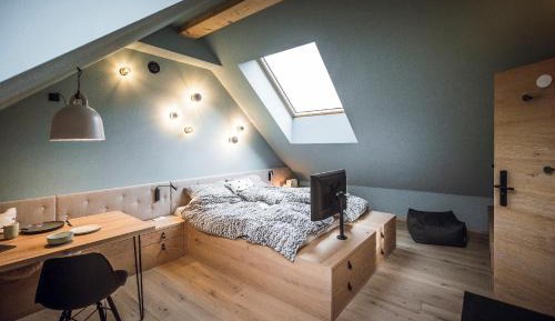 One-Bedroom Apartment with Garden View