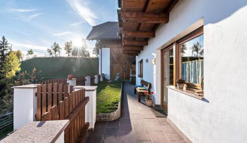 Two-Bedroom Deluxe Apartment with Garden View