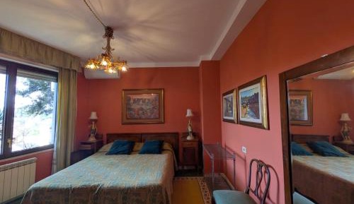Large Double or Twin Room