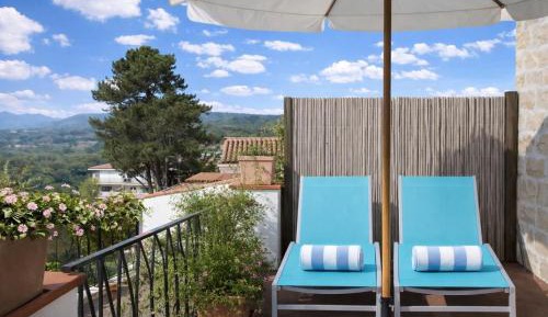 Double or Twin Room with Terrace