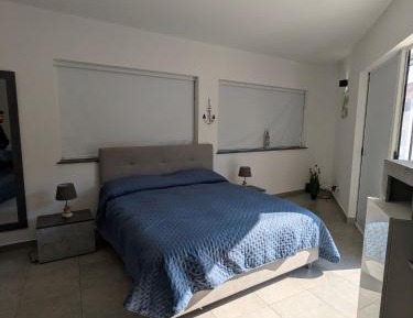 King Studio with Sofa Bed