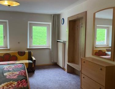 Large Double Room