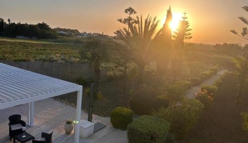 Villa with Garden View