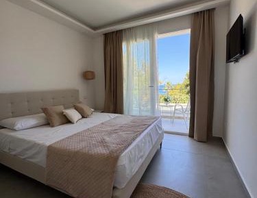 Deluxe Double Room with Sea View