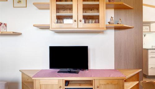 Superior One-Bedroom Apartment with Balcony