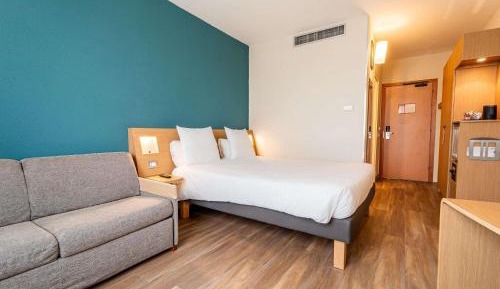 Executive Double Room with Sofa Bed