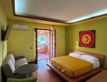 Triple Room with Balcony