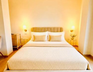 Deluxe Family Suite