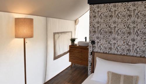 Safari Tent