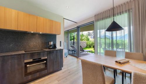 Two-Bedroom Deluxe Apartment with Garden View