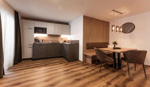One-Bedroom Apartment with Balcony