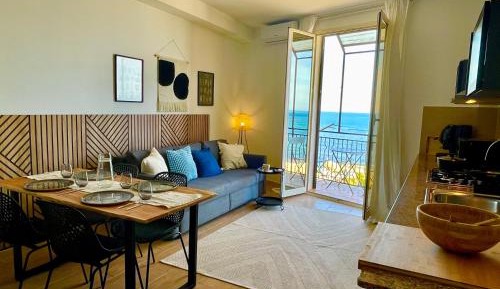 Apartment with Sea View