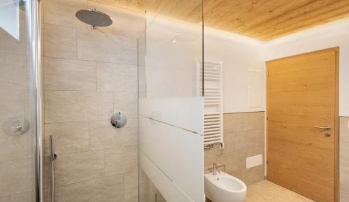 Superior One-Bedroom Apartment with Balcony