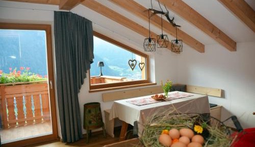 Two-Bedroom Deluxe Apartment with Garden View