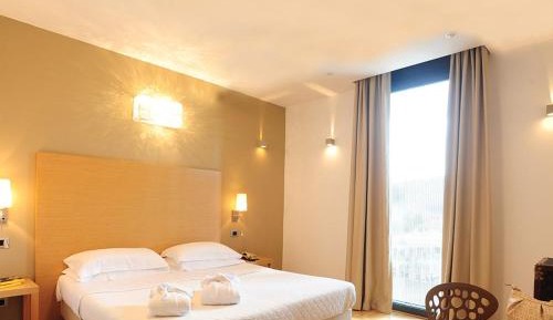 Standard Double or Twin Room with Spa Access