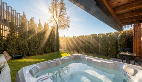 One-Bedroom Apartment with Spa Bath
