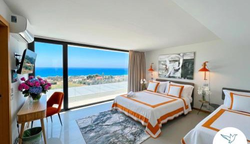 Deluxe Triple Room with Sea View