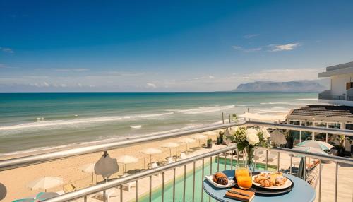 Deluxe Double Room with Terrace and Sea View