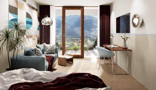 Family Room with Mountain View