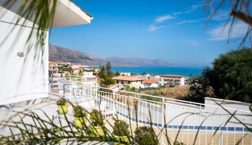 Two-Bedroom Apartment with Sea View