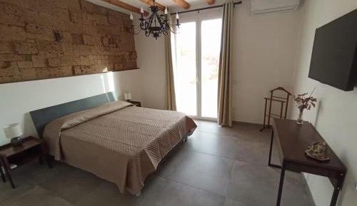 Two-Bedroom Deluxe Apartment