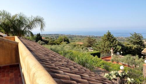 Three-Bedroom Vacation Home 