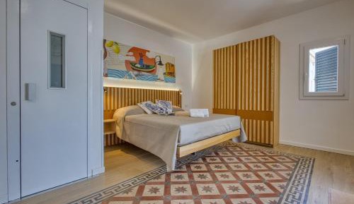 One-Bedroom Apartment with Sea View and Terrace