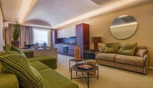 Five-Bedroom Apartment