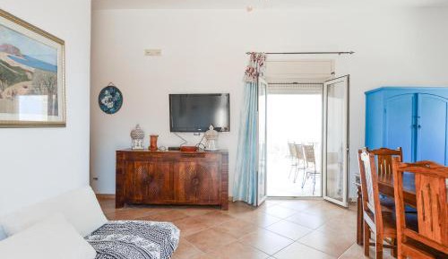 Three-Bedroom Vacation Home 