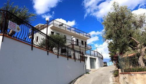 Villa with Sea View