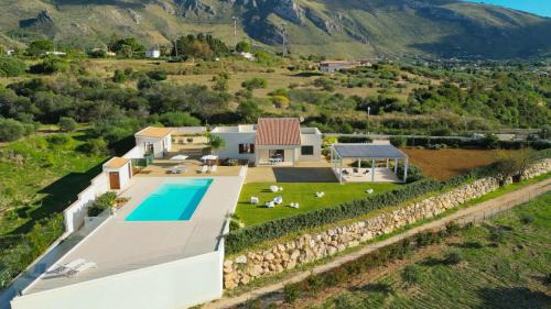 Villa with Sea View