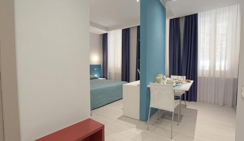 Studio (4 Adults)
