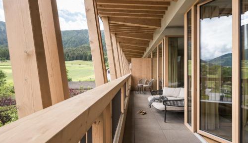 Loft Suite with Infrared Cabin