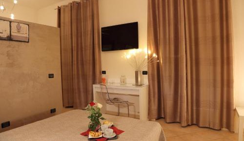 Double Room with Balcony and Sea View