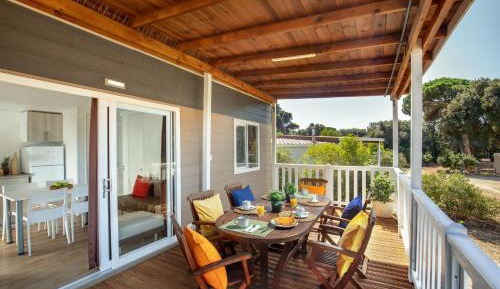 Ampia Mobile Home