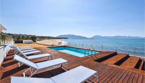 Three-Bedroom Vacation Home 