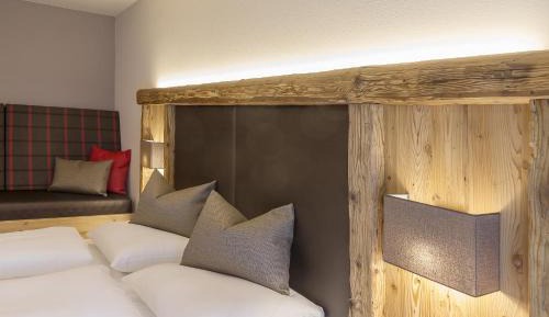 One-Bedroom Suite with Garden View