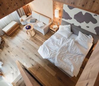 Executive Suite on two floors with Balcony and View