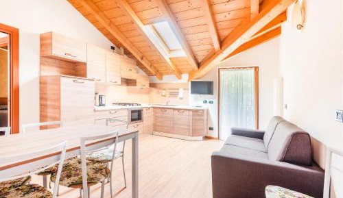 Two-Bedroom Apartment (5 Adults)