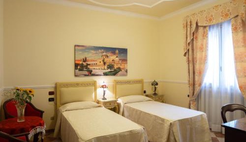 Standard Double or Twin Room with Garden View