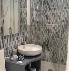 Classic Single Room