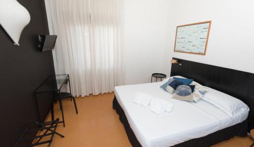 Double or Twin Room with Garden View