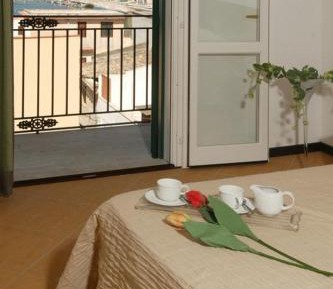 Triple Room with Sea View