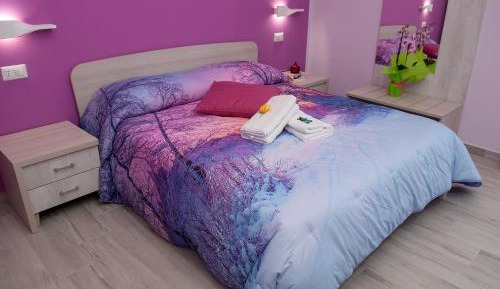 Quadruple Room with Private Bathroom