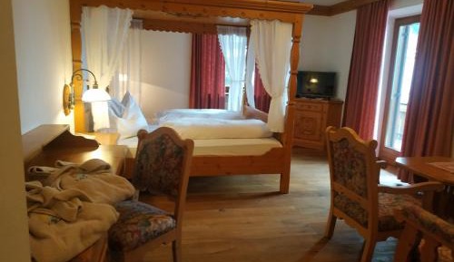 Superior Double Room with Balcony