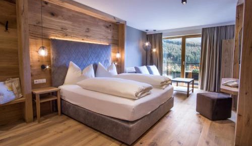 Large Double Room