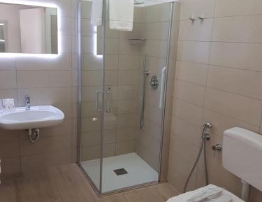 Economy Quadruple Room
