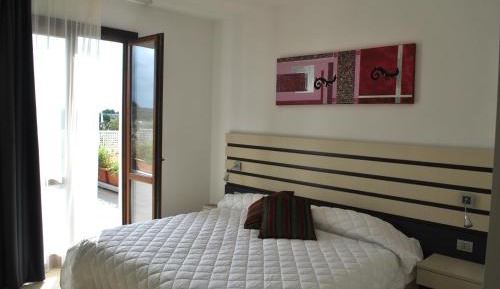 Deluxe Double Room or Twin