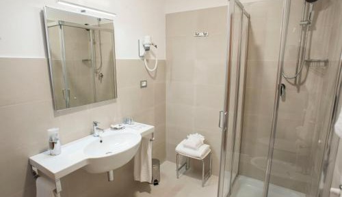 Large Single Room